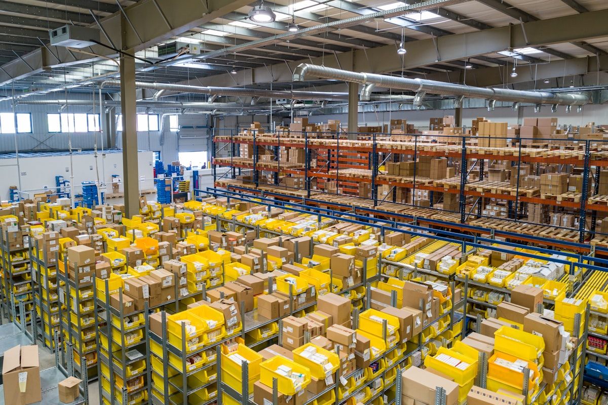 Warehouse & Logistic